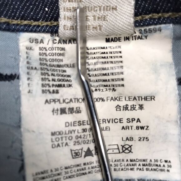 DIESEL Livy Jean Women 28x30 Dark Wash Lo Rise Stretch Denim Made in Italy - Picture 14 of 16